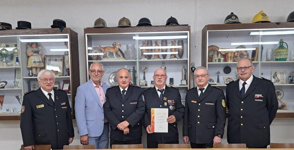 Peter Bickelmann mit höchstem deutschen Feuerwehrorden ausgezeichnet
